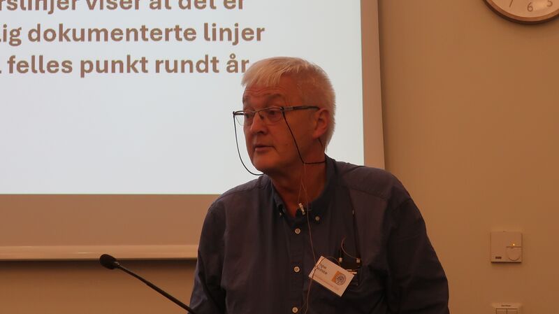 Fil:Slektsforskerkonferansen 2024 Yngve Nedrebø.JPG