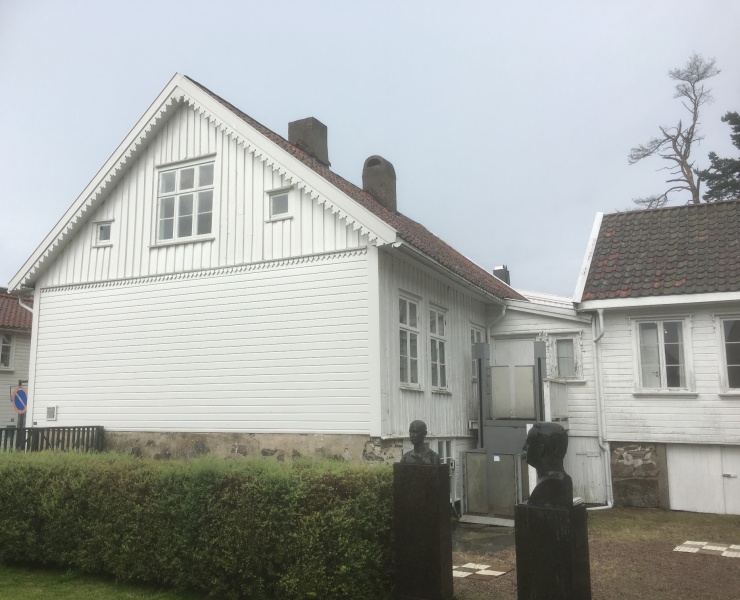 Fil:Vigelands hus Mandal 4.JPG