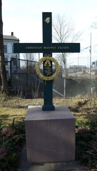 Fil:Christian Magnus Falsen gravminne1.JPG