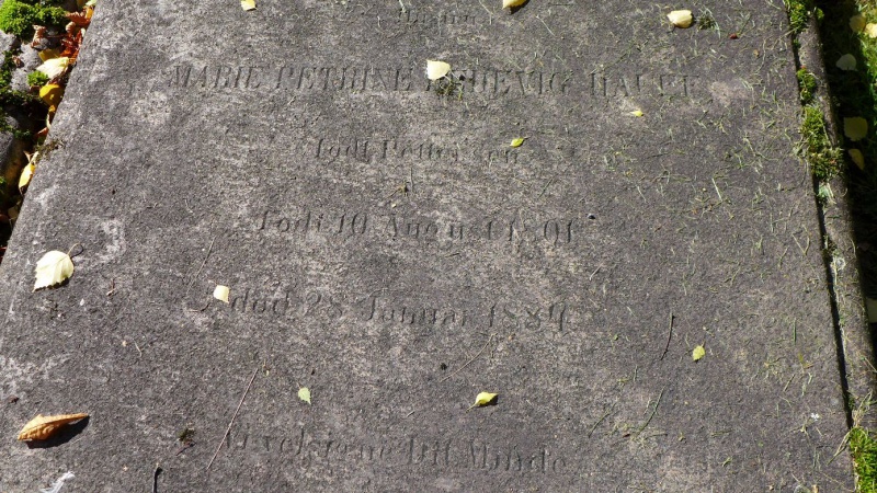 Fil:Marie Petrine Hedevig Hauff gravminne.JPG